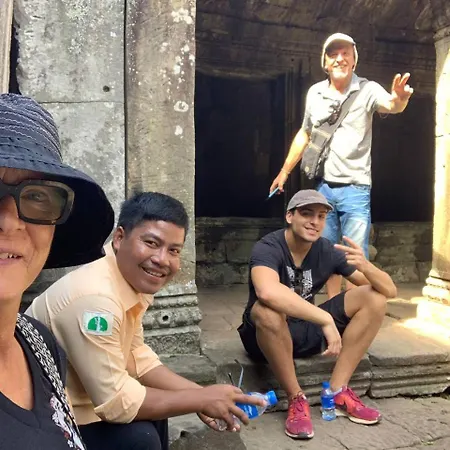 Guide Francophone A Angkor Wat